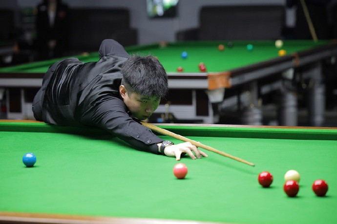 多年轻球员 多年轻球员