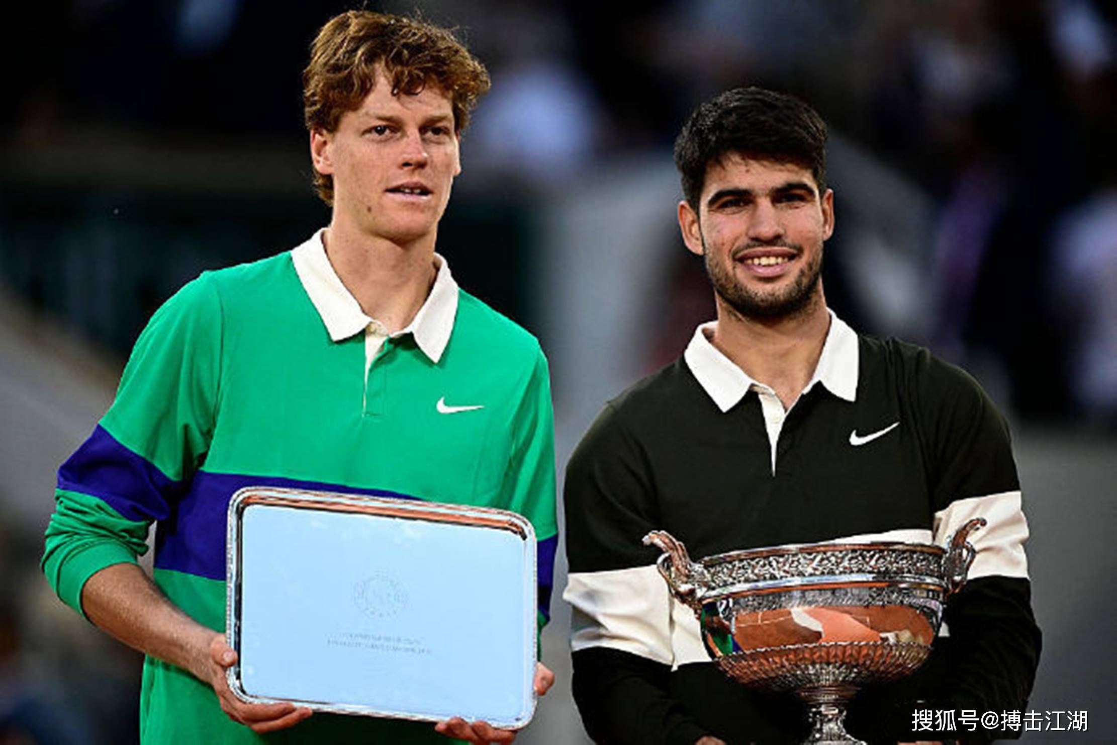 手肘的直线 手肘的直线